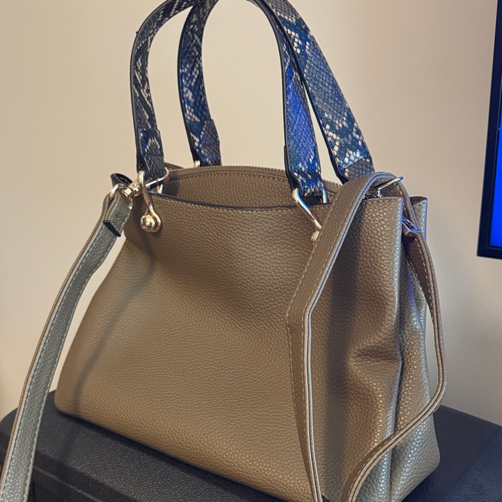 Aldo Army Green Crossbody with removable strap